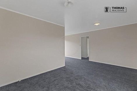 Photo of property in 2/24 Horlicks Place, Randwick Park, Auckland, 2105