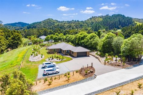 Photo of property in 20 Waterfall Way, Maungatapere, Whangarei, 0179
