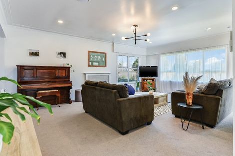 Photo of property in 897 Kihikihi Road, Te Awamutu, 3800