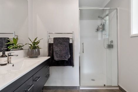 Photo of property in 17 Lakeside Terrace, Omokoroa, 3114