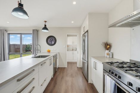 Photo of property in 41 Highgate Drive, Rangiora, 7400