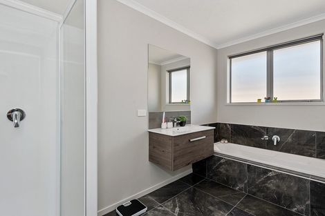 Photo of property in 25 Rehua Drive, Ngaruawahia, Hamilton, 3288