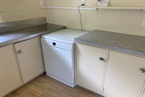 Photo of property in 8 Omokoroa Road, Omokoroa, 3114