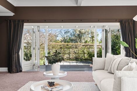 Photo of property in 98 Pownall Street, Masterton, 5810