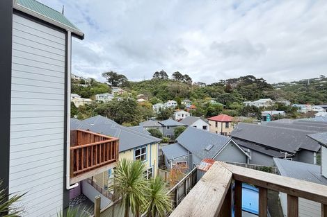 Photo of property in 146h Aro Street, Aro Valley, Wellington, 6021