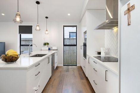 Photo of property in 1 Harp Place, Papamoa, 3118