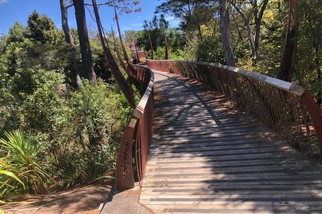 Photo of property in 25 Caspian Close, New Lynn, Auckland, 0600