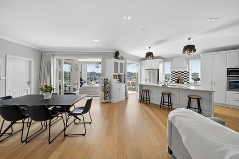 Photo of property in 15 Meadowbank Rise, Bethlehem, Tauranga, 3110