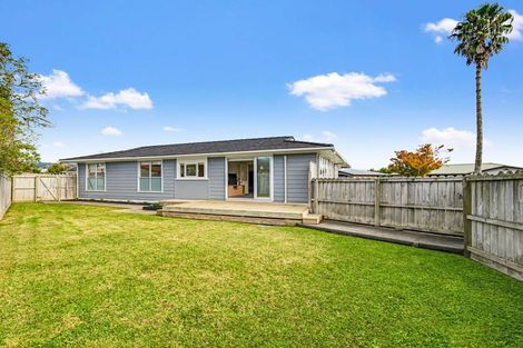 Photo of property in 127b Bruce Mclaren Road, Henderson, Auckland, 0612