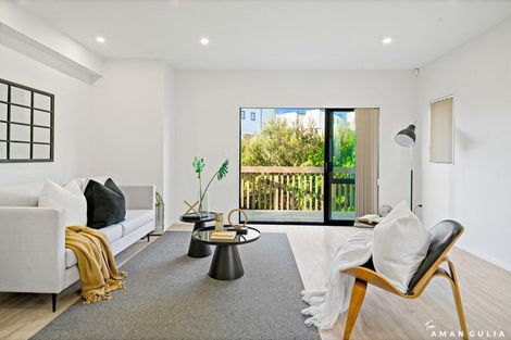 Photo of property in 37a Crestview Rise, Papakura, 2110