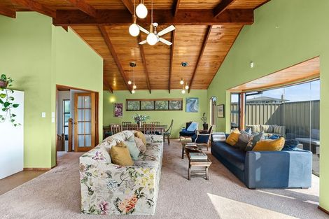 Photo of property in 3b Barrett Street, Westown, New Plymouth, 4310