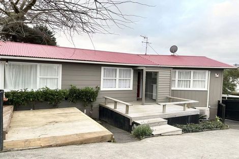 Photo of property in 39 Bodi Place, Te Atatu South, Auckland, 0610