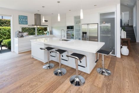 Photo of property in 44 Oceania Place, Mellons Bay, Auckland, 2014