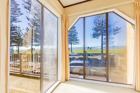 Photo of property in 419 Marine Parade, Napier South, Napier, 4110