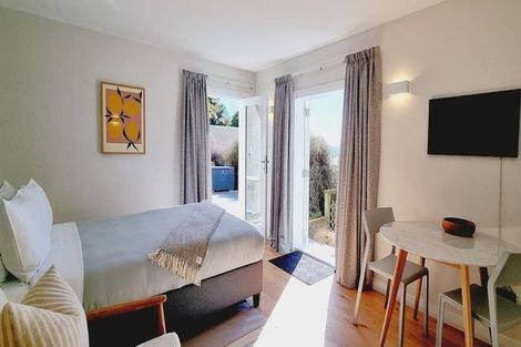 Photo of property in 13 Thane Road, Roseneath, Wellington, 6011