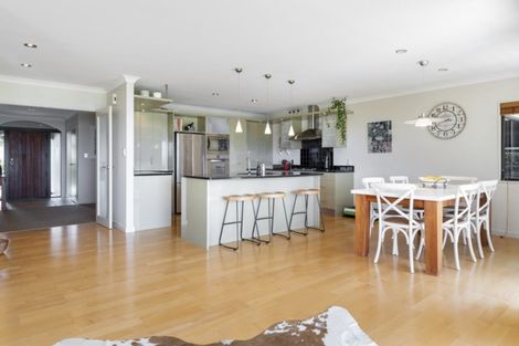 Photo of property in 126 Hamurana Road, Omokoroa, 3114