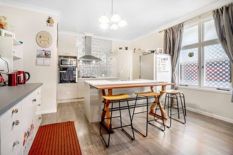 Photo of property in 17 Spier Street, Aramoho, Whanganui, 4500