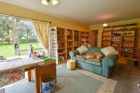 Photo of property in 1049 Longbush Road, Longbush, Masterton, 5884