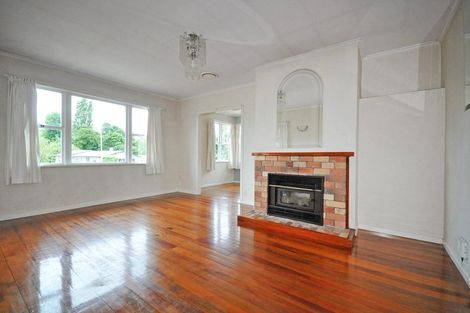 Photo of property in 3 Wood Avenue, Howick, Auckland, 2014