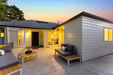 Photo of property in 78 Island Bay Road, Beach Haven, Auckland, 0626