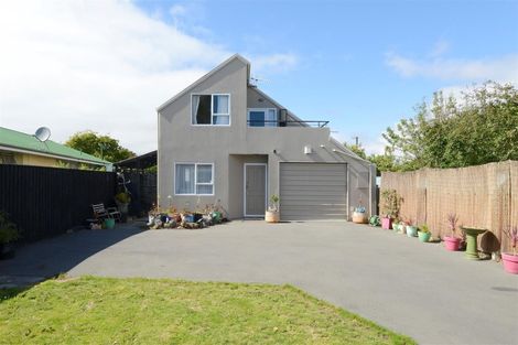 Photo of property in 35a Mountbatten Street, New Brighton, Christchurch, 8061