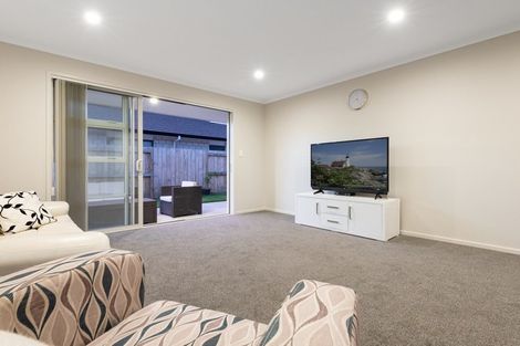 Photo of property in 20 Rotomanu Place, Pyes Pa, Tauranga, 3112