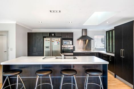 Photo of property in 12 Hawthorn Mews, Rangiora, 7400