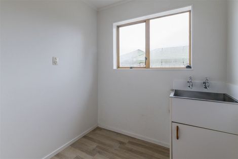 Photo of property in 16 Matipo Street, Levin, 5510