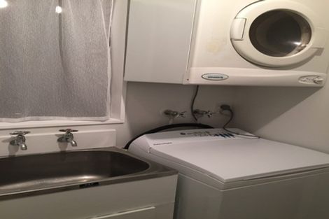 Photo of property in 5/199 Grant Road, Thorndon, Wellington, 6011