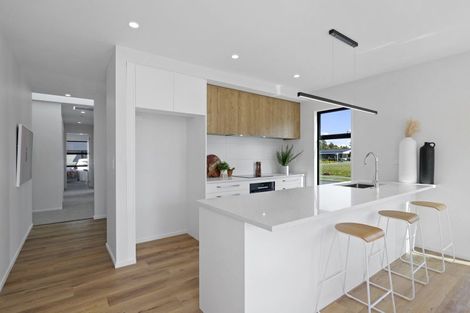 Photo of property in 2 Coe Street, Halswell, Christchurch, 8025