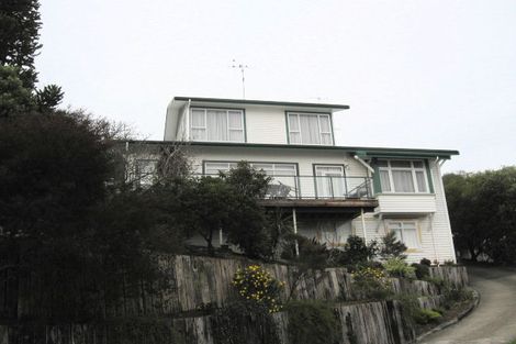 Photo of property in 6 Denholm Road, Hospital Hill, Napier, 4110