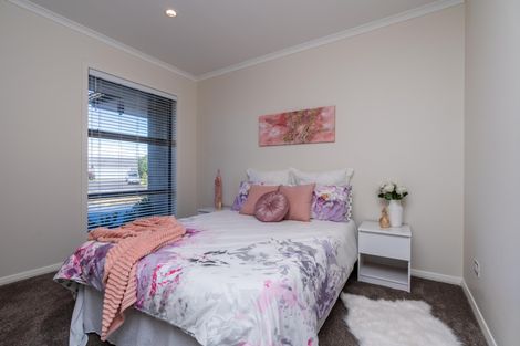 Photo of property in 40 Mariners Haven, One Tree Point, 0118