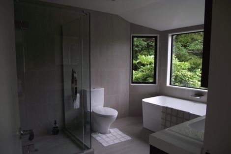 Photo of property in 10c Kinross Drive, Merrilands, New Plymouth, 4312