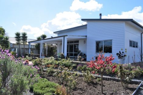 Photo of property in 27a Te Manuao Road, Otaki, 5512