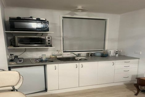 Photo of property in 2 Ashfield Place, Richmond, 7020