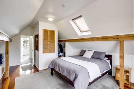 Photo of property in 205b Grove Road, Mayfair, Hastings, 4122