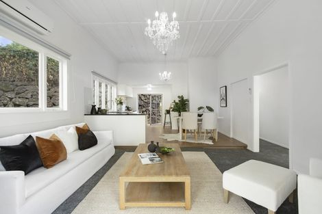 Photo of property in 53 Esplanade Road, Mount Eden, Auckland, 1024