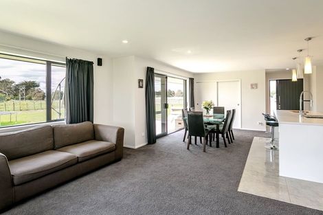 Photo of property in 81 Halls Road, Pahiatua, 4910