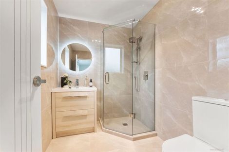 Photo of property in 25c Scarlet Drive, Ranui, Auckland, 0612