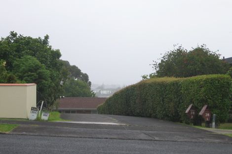 Photo of property in 2/28 Coronation Road, Hillcrest, Auckland, 0629