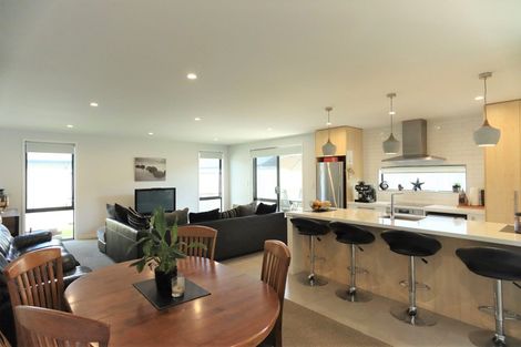 Photo of property in 54 Harding Drive, Papamoa Beach, Papamoa, 3118