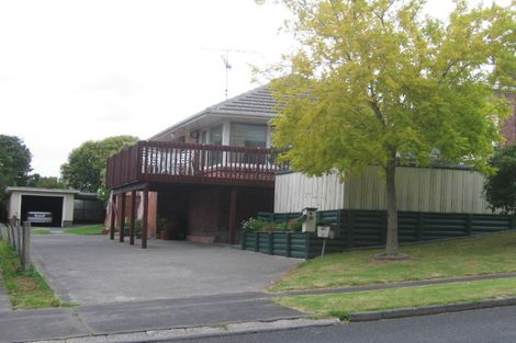 Photo of property in 2/36 Ocean View Road, Northcote, Auckland, 0627