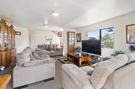 Photo of property in 518 Great South Road, Rosehill, Papakura, 2113