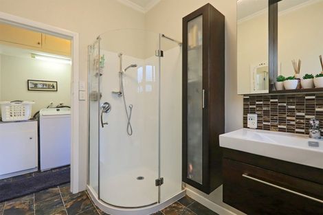 Photo of property in 6 Guys Hill Road, Hospital Hill, Napier, 4110