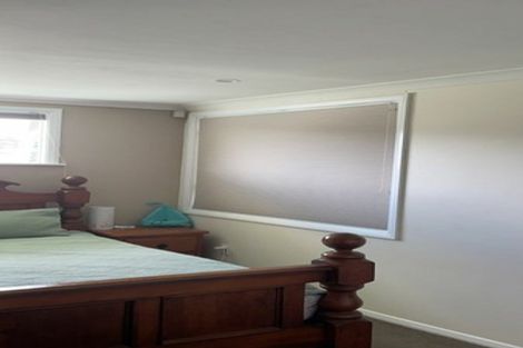 Photo of property in 104 Helston Road, Paparangi, Wellington, 6037