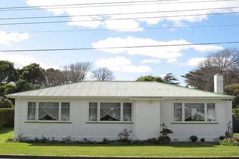 Photo of property in 36 Follett Street, Marton, 4710