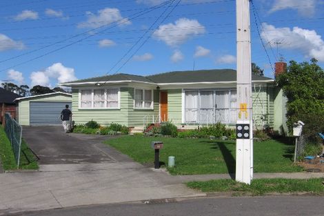 Photo of property in 54 Dale Crescent, Pakuranga, Auckland, 2010