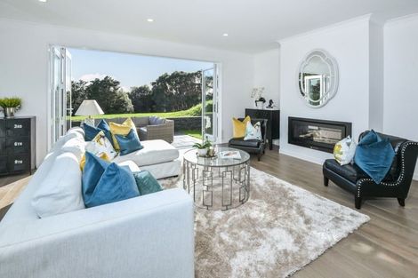 Photo of property in 40a Rutherford Terrace, Meadowbank, Auckland, 1072