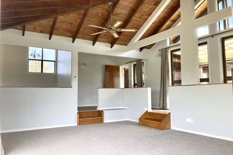 Photo of property in 69 Sunny Crescent, Huapai, Kumeu, 0810