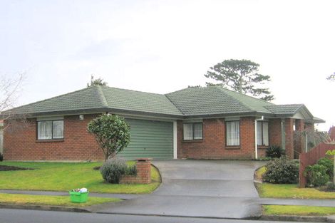 Photo of property in 17 Davington Way, Burswood, Auckland, 2013